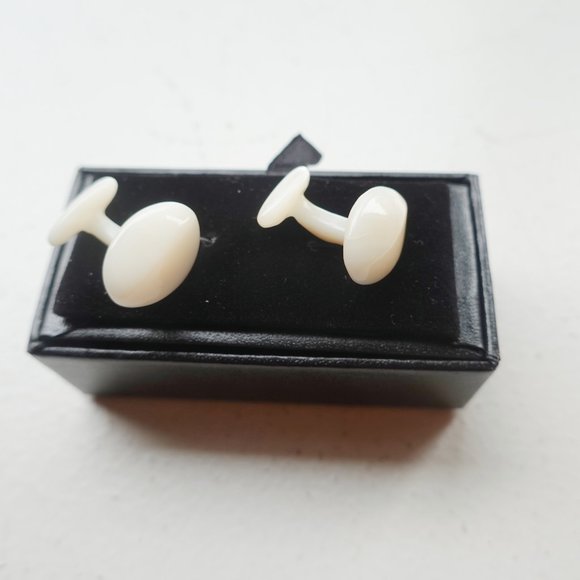 Antique Mother of Pearl Wedding Cufflinks - Picture 2 of 2